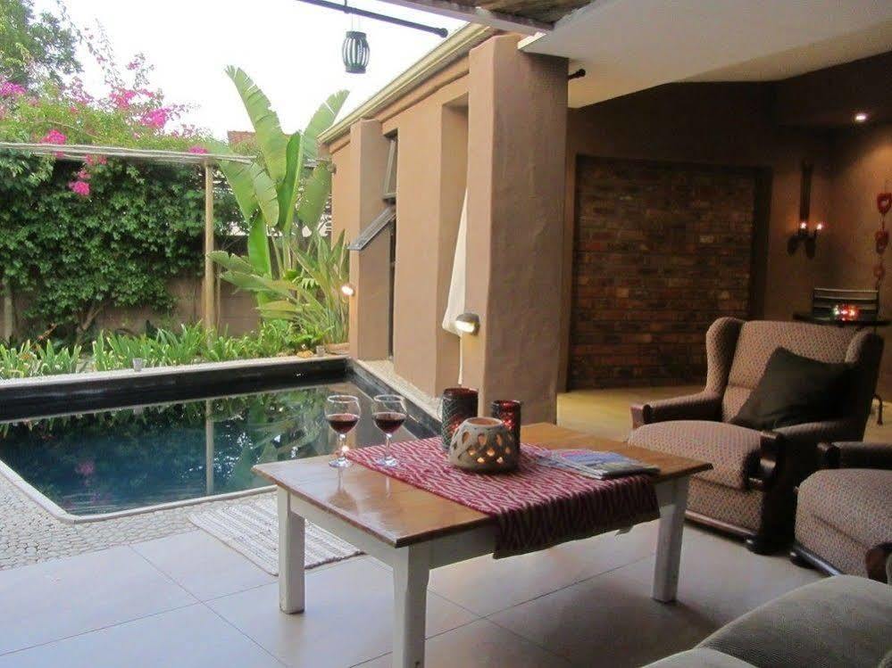 Absolute Bosch Guest House Стелленбос Экстерьер фото